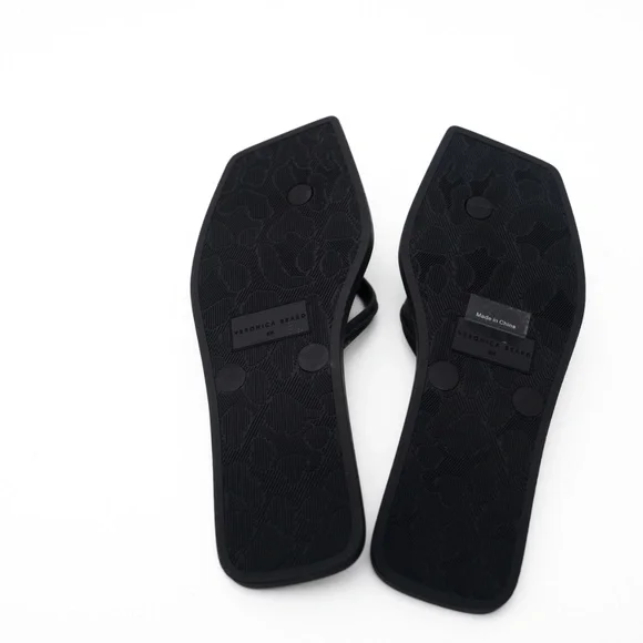 Veronica Beard - Analee Flat Thong Sandals - Picture 6 of 9